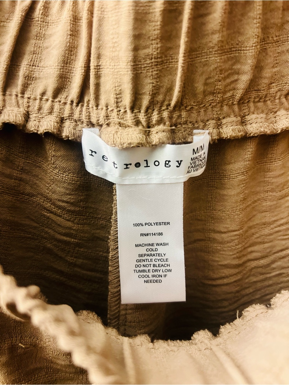 Relaxed Drawstring Pants in Beige - Picture 4 of 5